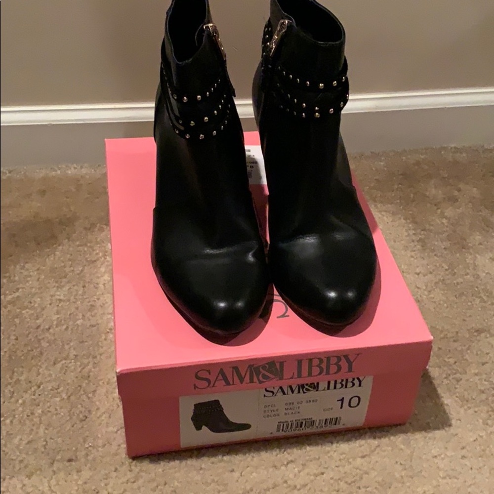 COPY - Black booties
